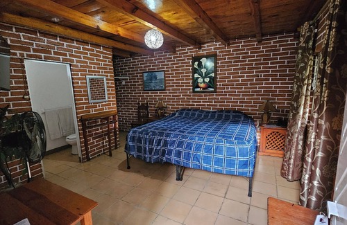 Tangancícuaro de Arista Hotel | Hotel y Cabañas Manolo