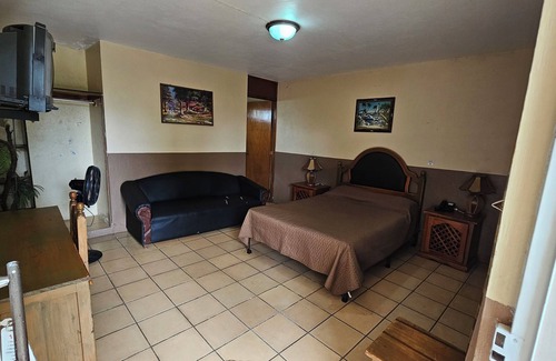 Tangancícuaro de Arista Hotel | Hotel y Cabañas Manolo