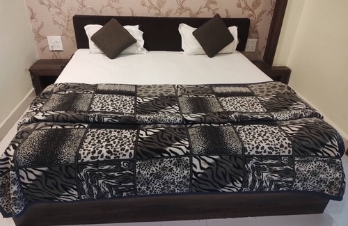 Sihora Hotel | Hotel Yash Raj
