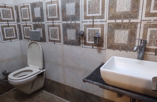 Sihora Hotel | Hotel Yash Raj