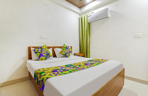 Dehradun Hotel | Hotel YP Stays - Prime Location - Luxury and Spacious Room with Newly Renovated - Best Hotel in Dehradun