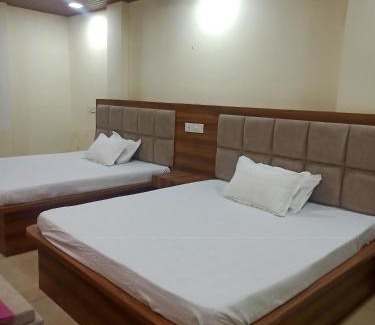Ujjain Hotel | Hotel Yuvan Palace