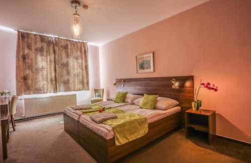 Podebrady Hotel | Hotel Zámeček