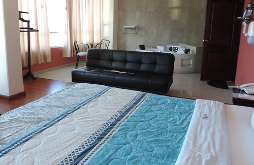 Quito Hotel | Hotel Zafiro Internacional