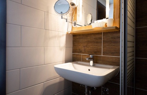 Titisee-Neustadt Hotel | Hotel zum see