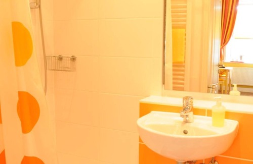 Lubeck City Centre Hotel | Hotel zur alten Stadtmauer