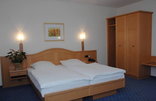 Wermelskirchen Hotel | Hotel Zur Eich