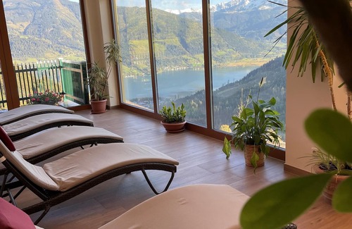 Zell am See Apartamento | Hotelappartement Erlberg Frühstück - Berghotel Jaga-alm
