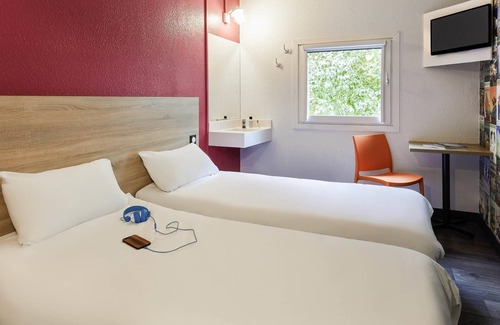 Chasseneuil-du-Poitou Hotel | hotelF1 Poitiers Nord Futuroscope