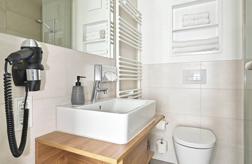 Wedel Hotel | HotelHafenWedel
