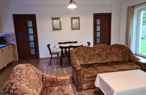 Barczewo Cama Y Desayuno | Hotelik pod różą
