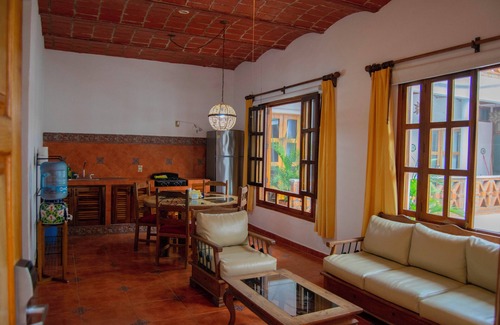 North End Hotel | Hotelito Los Sueños