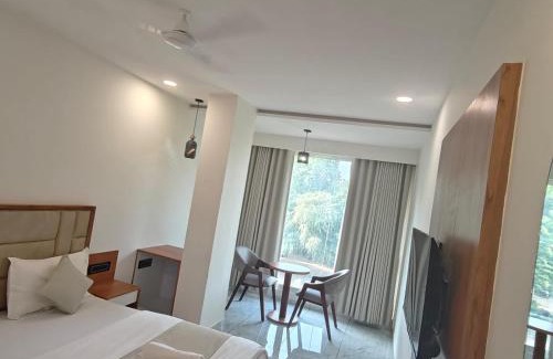 Prahlad Nagar Hotel | Hotelmaple tree