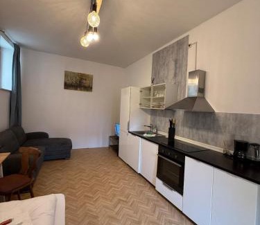 Marktbreit Apartamento | Hotelwohnung mit integrierter Küche & Bad