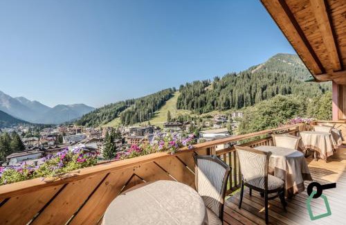 Madonna di Campiglio Hotel | HOTIDAY Room Collection - Campiglio Pradalago