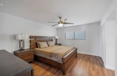 Midtown Condominio | Hottest area in Houston! Modern Condo w/ Pool at Montrose & Midtown