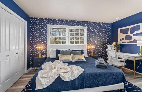 Hendersonville Casa | HotTub, FirePit, Pets, Pool Table, Outdoor Dining
