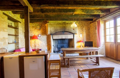Les Eyzies Cabaña | Casa con jardín, Wifi, se aceptan mascotas cerca de Sarlat