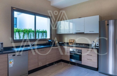 Tamrhakht Villa | Houd Taghazout - luxury-Villa-De Lujo-Baño para personas con movilidad reduci...