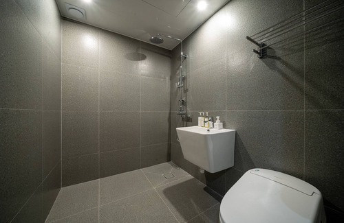 Gimhae Hotel | Hound Hotel Gimhae Samgye