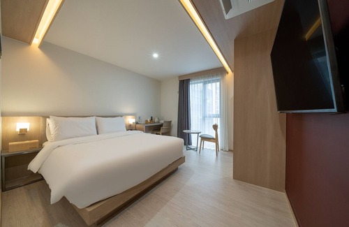Gimhae Hotel | Hound Hotel Gimhae Samgye