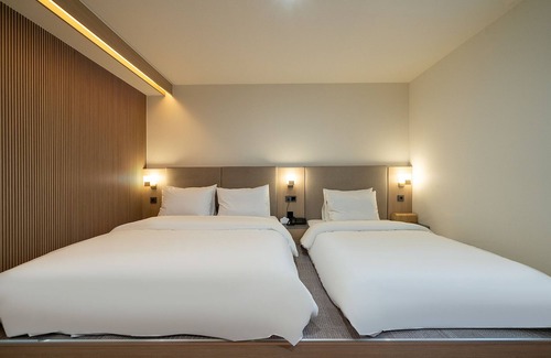 Gimhae Hotel | Hound Hotel Gimhae Samgye