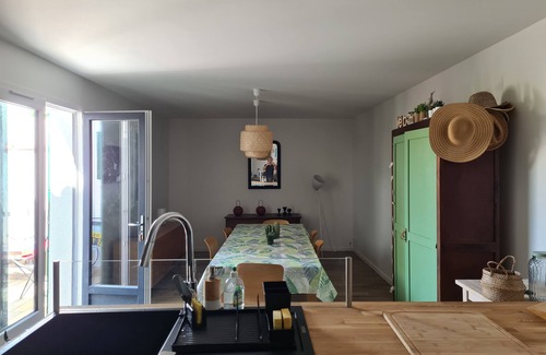 Saint-Clement-des-Baleines Casa | Casa en San Clemente de ballenas de distancia de la carretera y cerca de las playas más bonitas de la isla de Re accesible por rutas escénicas en bicicleta.