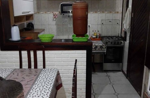 Martim de Sa Casa | House 03 bedrooms AND 02 bathrooms martim de sá - 200 mts from the beach for 14 people