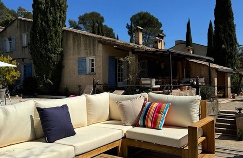 Cotignac Casa | House 10/12 beddings, swimming pool & view