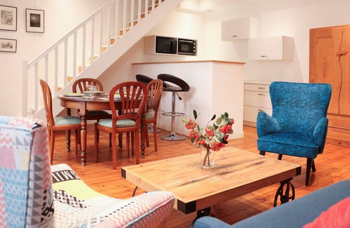 Mortagne-sur-Sevre Casa | House 2 bedrooms - 4 people