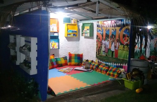 Pontal de Serrambi Chalet De Esquí | Casa de 2 cuartos de galón, balcón, pisc, barbacoa indi, parque infantil y apartamentos 1 cuarto de estudio