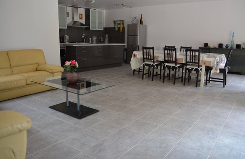 Les Arcs-sur-Argens Casa | Casa de 240 m2 en los viñedos, 6 dormitorios, 12 a 18 pers, privado