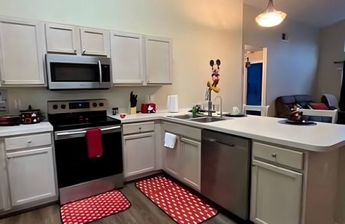 Westridge Casa | HOUSE 4 Bdr Oasis -Saltwater Pool & Solar 334