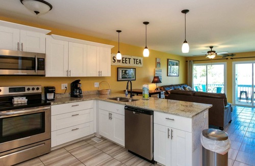 Leesburg Casa | House # 47 Happily Ever After (No Pets)
