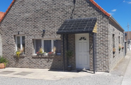 Landrethun-les-Ardres Casa | House 4pers center village calm and relaxation!