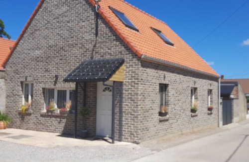Landrethun-les-Ardres Casa | House 4pers center village calm and relaxation!