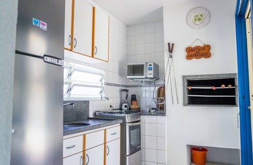 Ingleses Sul Casa | Villa Verano - Casa AZUL - 6 Personas - WiFi Gratis / TV Cable / Aire Cond. - Coz Compl