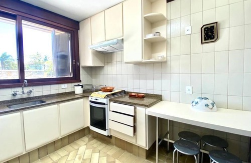 Jurere Internacional Casa | House 50 meters from Jurerê Internacional beach