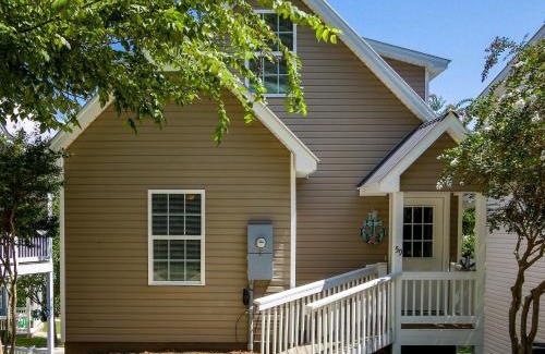 Leesburg Casa | House# 59 Anchors Away (no pets)