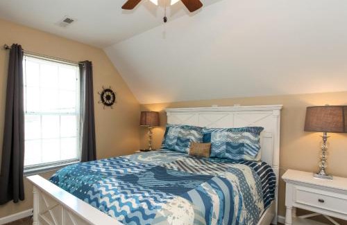 Leesburg Casa | House# 59 Anchors Away (no pets)