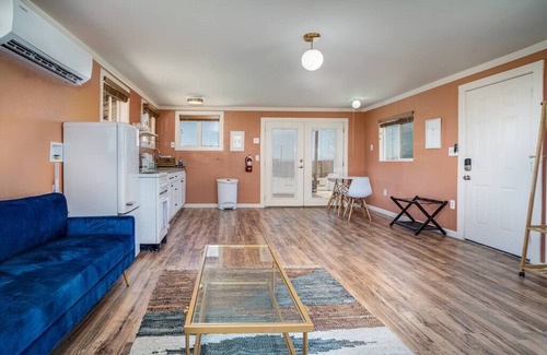 Wonder Valley Cabina | House 9 · *Private Hot Springs* Olive Cabin