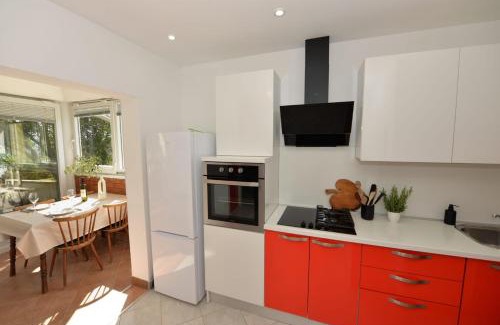 Banj Casa | House Ana