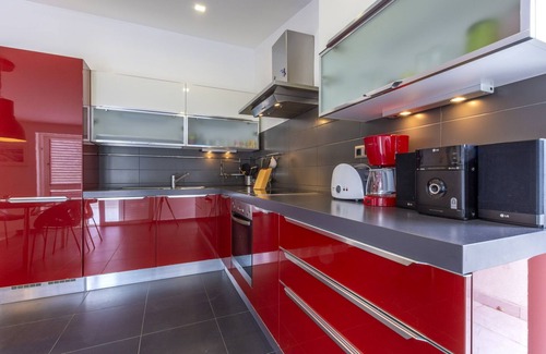 Tugare Villa | House Anavi