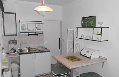 Leuenberg Apartamento | Casa en el centro del lago a través de Tiefensee