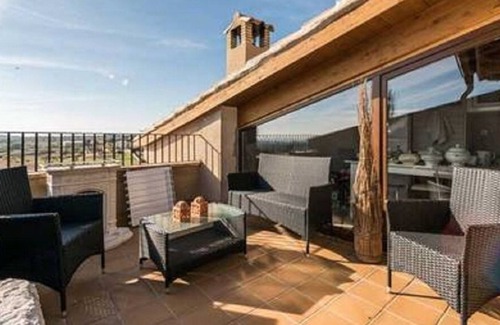 Adahuesca Apartamento | Ático Suite Terraza Chardonnay en Adahuesca