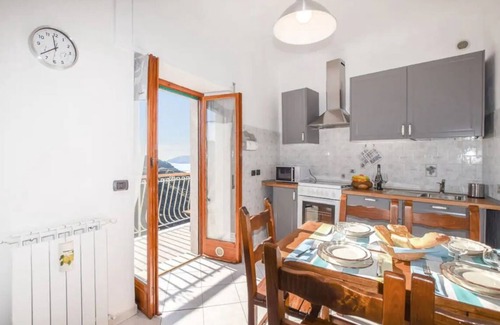 Pitelli Apartamento | House between Lerici and 5 Terre with sea view balcony