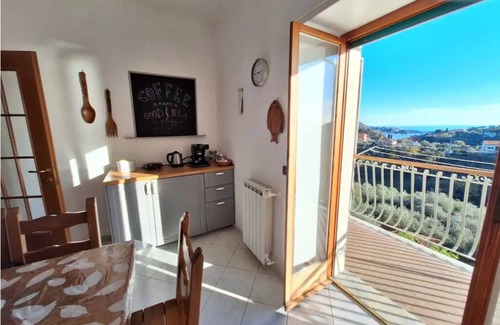 Pitelli Apartamento | House between Lerici and 5 Terre with sea view balcony