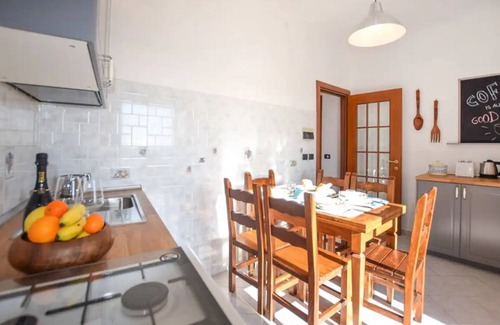 Pitelli Apartamento | House between Lerici and 5 Terre with sea view balcony