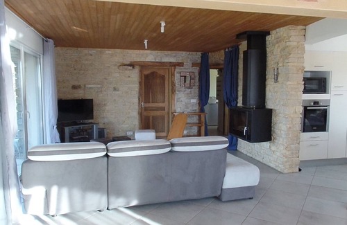Cuzance Casa | casa entre Lot y Périgord 8 personas piscina