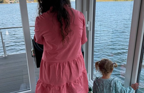Dobin am See Alquiler De Eote | Casa Barco 'Seahome' con vistas al lago, terraza privada y Wi-Fi